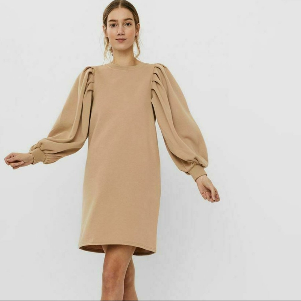 Vero Moda. Women's Day Dress. Puffed Sleeve. Size XS.